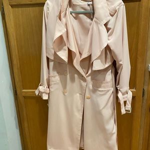 Jennifer Lopez Trench